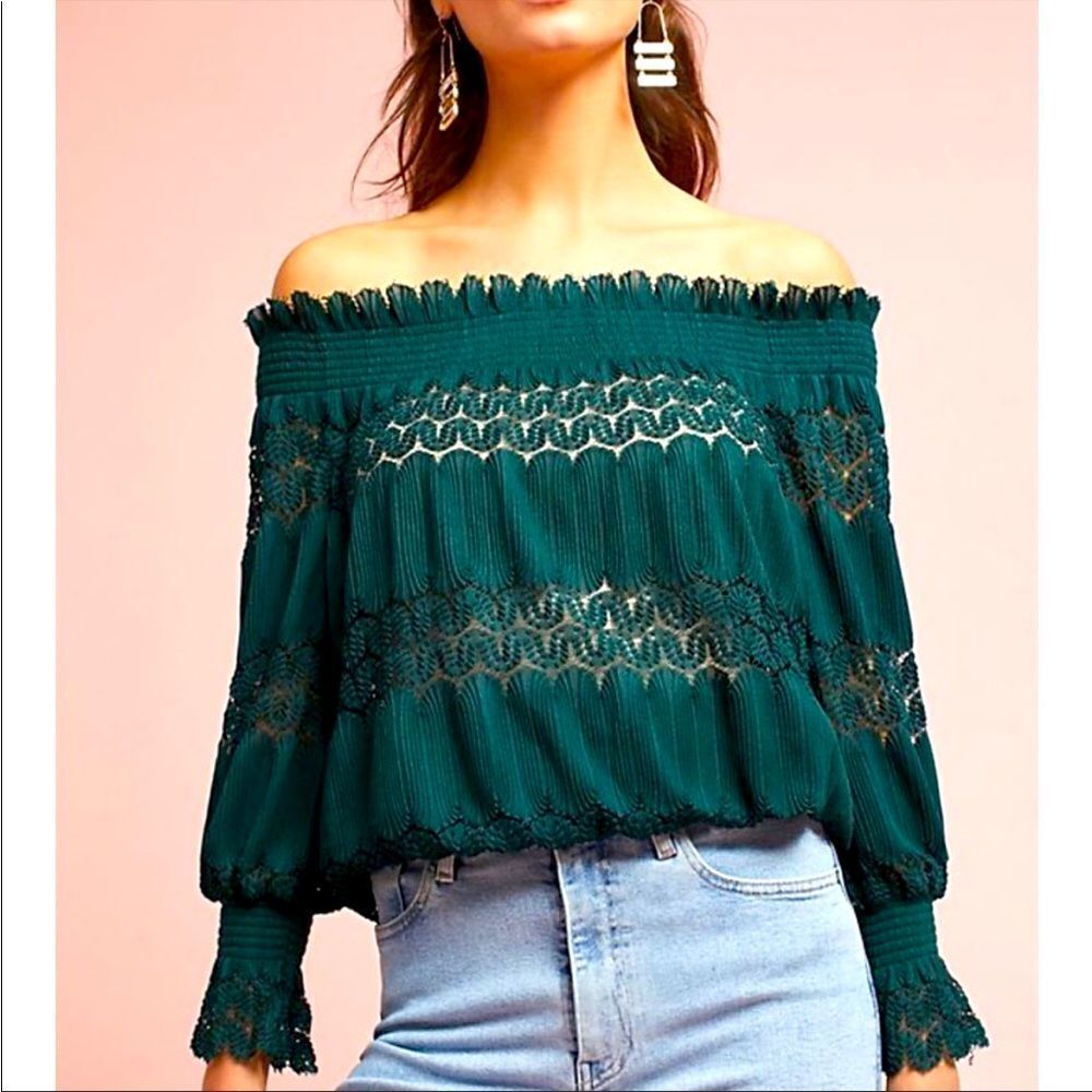 Deletta Riley off the shoulder top  